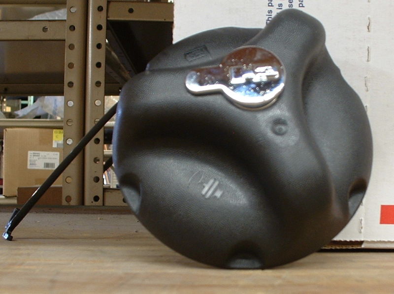 F/S New OEM Hummer H3 & H3T Locking Gas Cap Hummer4x4Offroad