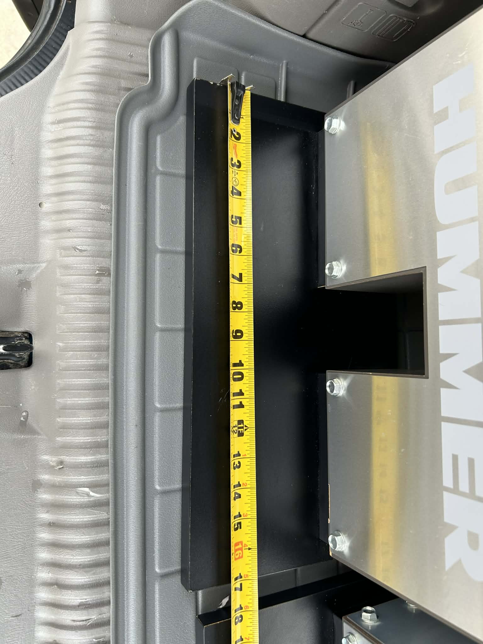 hummer sign horizontal mmt.jpg