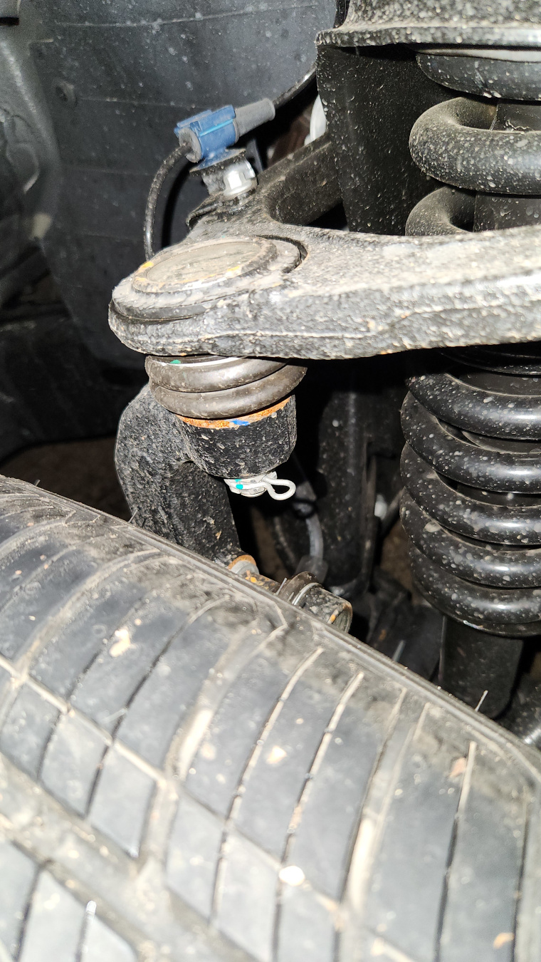 Tank 300 A-Arm_R_Reg Spec.jpg