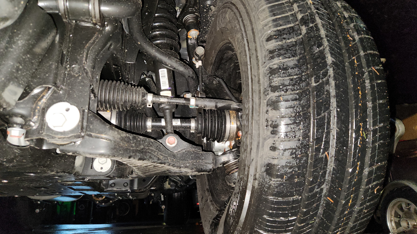 Tank 300 Front Susp_L_Reg Spec.jpg